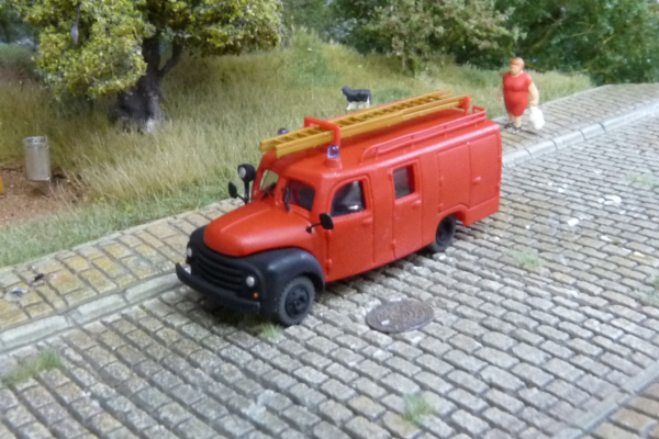 Opel Blitz, LF8  Seitenbeladung (1:160)